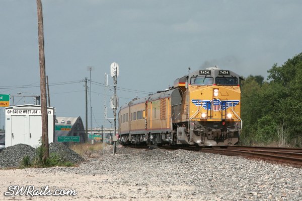 UP engineering dept. passenger special train at Houston, TX