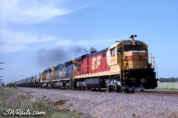 ATSF SF30C 9550 leads a Duval sulfur unit train near Wallis, TX