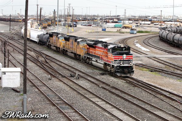 UP 1996 (Southern Pacific heritage engine) at Union Pacific's Englewood Yard in Houston, TX