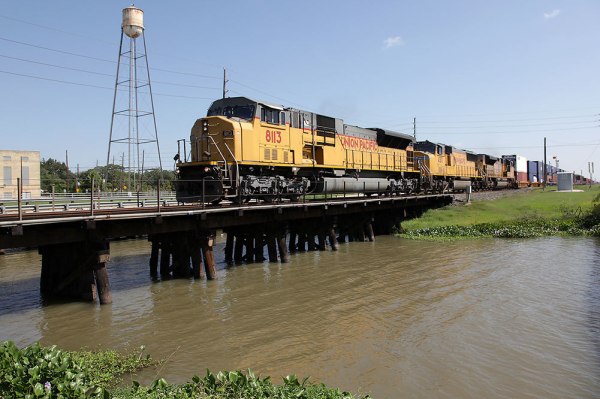 UP SD9043MAC 8113 at Sugar Land, TX