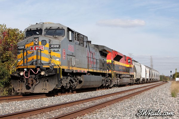 KCSM 4508 & freight train at Houston, TX