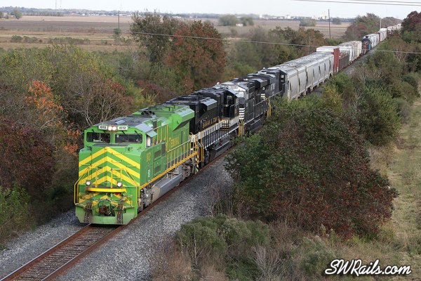 NS 1072 (Illinois terminal Heritage) leads UP freight train MEWEY-21 at Rosenberg, TX on 11/21/2012