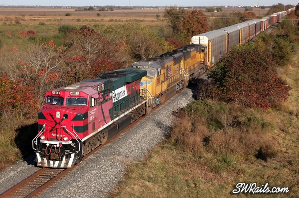 FXE 4614 leads UP's MEWEG train at Rosenberg TX