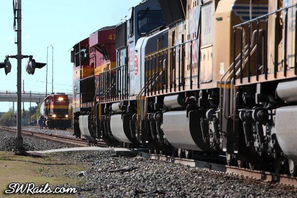 KCS ES44AC 4702 at Sugar land TX