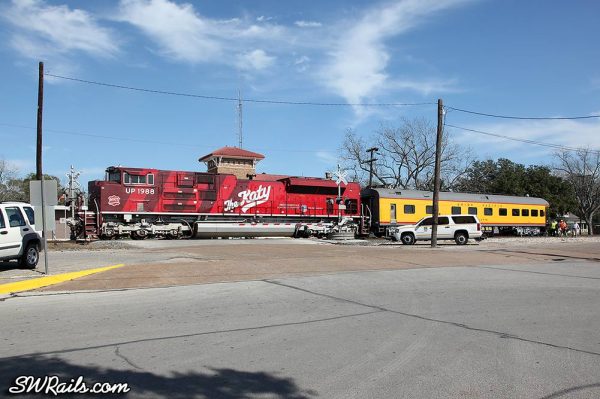 UP 1988 SD70ACE Katy Heritage on SSPSA special passenger train at Eagle Lake TX