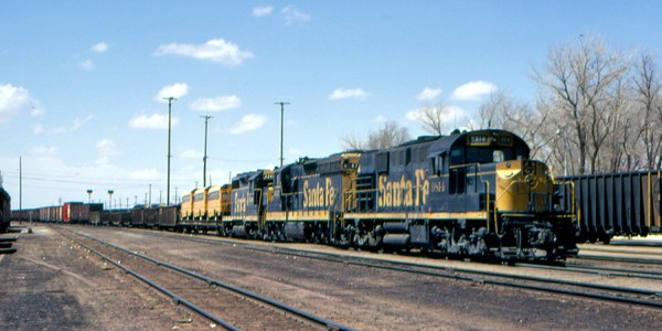 ATSF RSD 15 9814 at Winslow AZ in April 1973