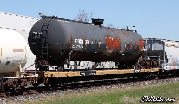 ITTX 912205, an 89' flat car