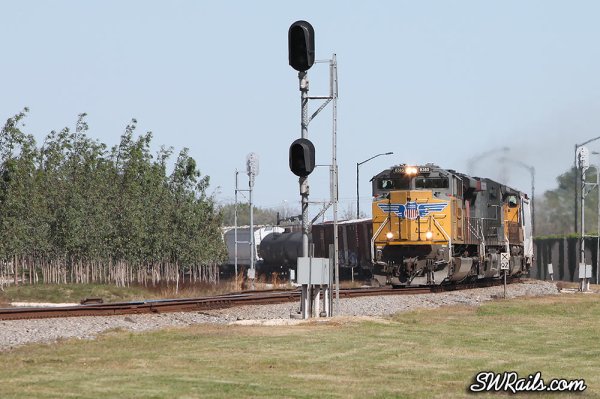 UP freight train QEWWC led by SD70ACe 8385