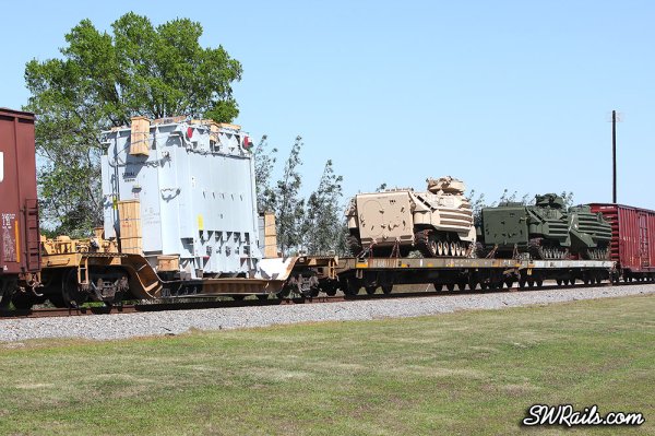 QTTX 130528 flat car