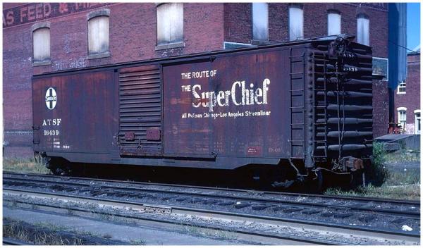 ATSF BX-66 class 50" box car with Super Chief slogan