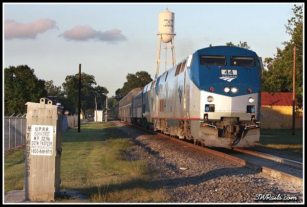 Amtrak P42DC 44 on Sunset Limited in Richmond TX