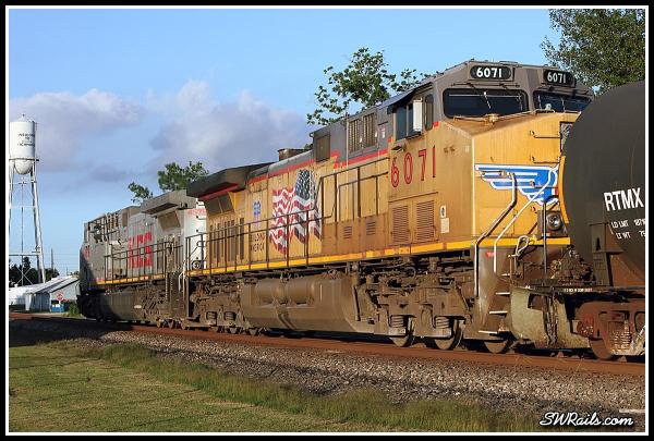 UP AC4400CW 6071 DPU on  QEWWC train at Richmond TX