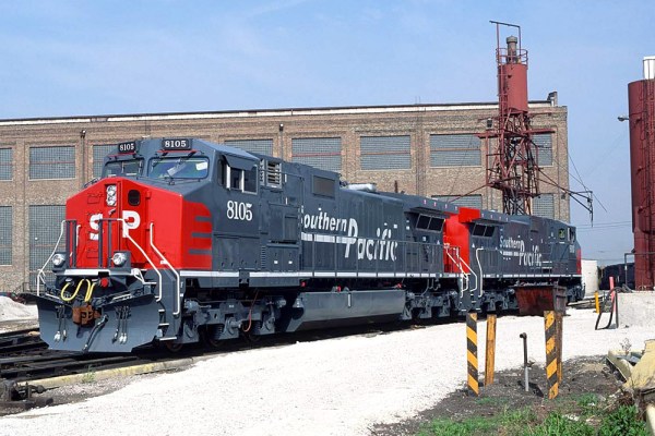 SP Dash 9-44CW 8105-Chicago IL 5-94