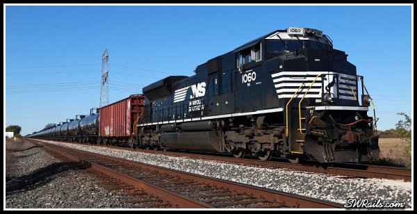 NS SD70ACE 1060 at Harlem, TX on 11-24-2014