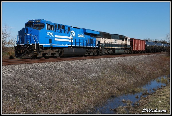 NS 8098, Conrail heritage unit, at Harlem TX