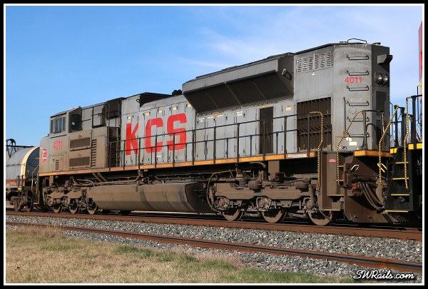 KCS SD70ACE 4011 at Sugar Land TX 